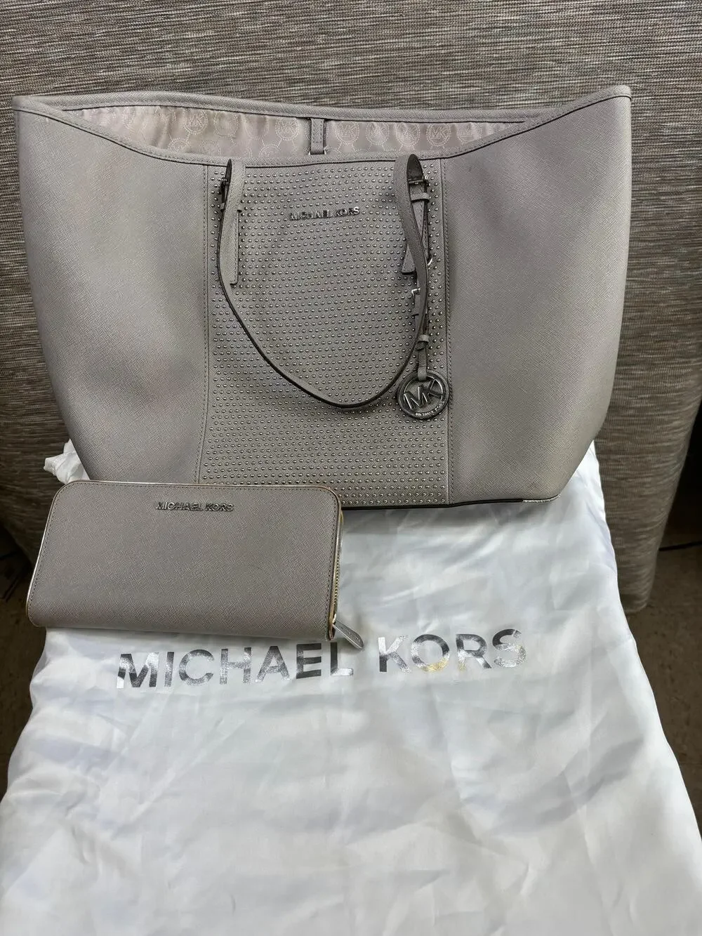 Michael Kors Tote Bag Womens Large Gray Leather Studded Shoulder Purse Wallet